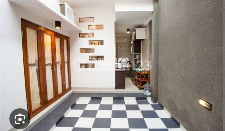 Dijual Rumah One Gate System Dalam Komplek Perumahan Cn