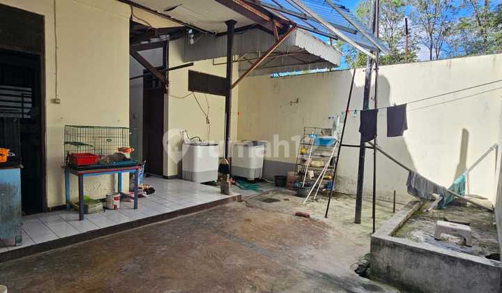 Dijual Rumah Besar Carport Muat 4 Mobil Di Gatsu Tengah Dk 2