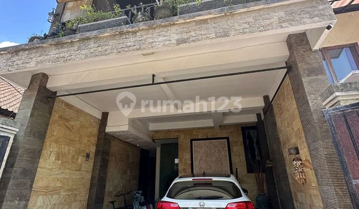 Dijual Rumah Full Furnish Di Jl Tukad Balian Renon Lc