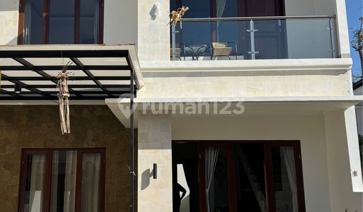 Dijual Rumah Baru 2 Kamar Private Pool Di Mumbul Ho