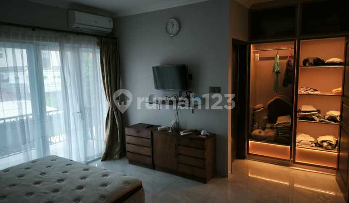 Dijual Rumah 2 Lantai One Gate Di Sesetan Cn 1