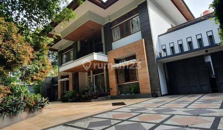 Rumah Mewah Sayap Riau Bandung Dago Ciliwung Diponegoro Trunojoyo 1