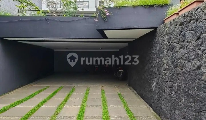 Rumah Mewah Setraduta Bandung Pasteur Setrasari Setra Sutami 2