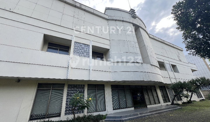Tidy Warehouse Ready to Use, 2400 M Wide with High Roof in Ejip Cikarang
