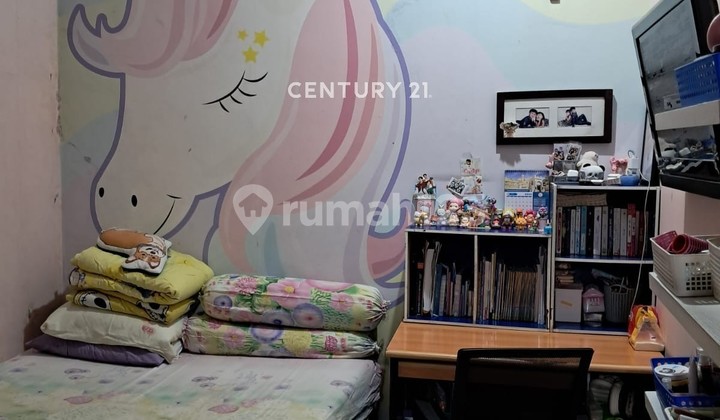 Nice Ready-to-Live House in Vila Mutiara Cikarang 2