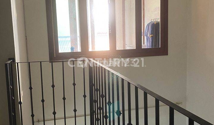 Rumah 2 Lantai  Furnished Siap Huni Di Cluster Carribean Deltamas 2