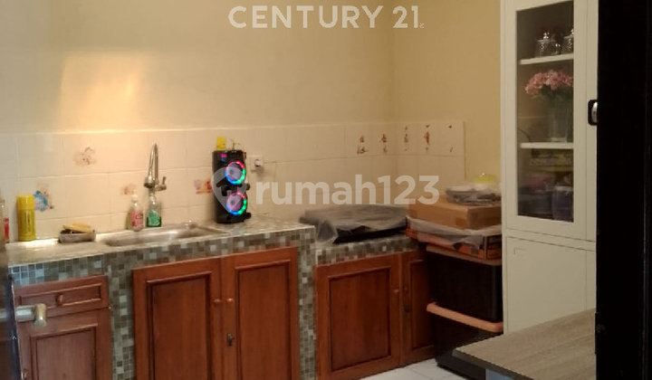 Ready-to-Live Beautiful House in Lippo Cikarang Taman Lembah Hijau