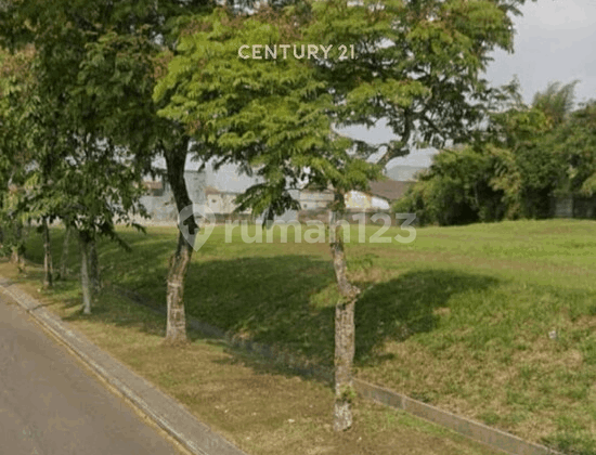 STRATEGICALLY LOCATED LAND PLOT READY TO BUILD STRATEGICALLY LOCATED LAND PLOT READY TO BUILD