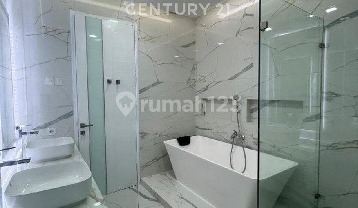 Rumah Bagus Siap Huni di Emerald Mansion 2