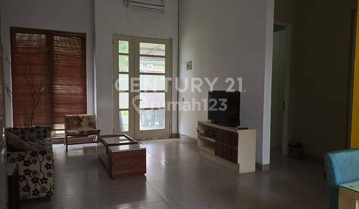 Rumah Bagus, Full Furnished Di Meadowgreen, Lippo Cikarang  1