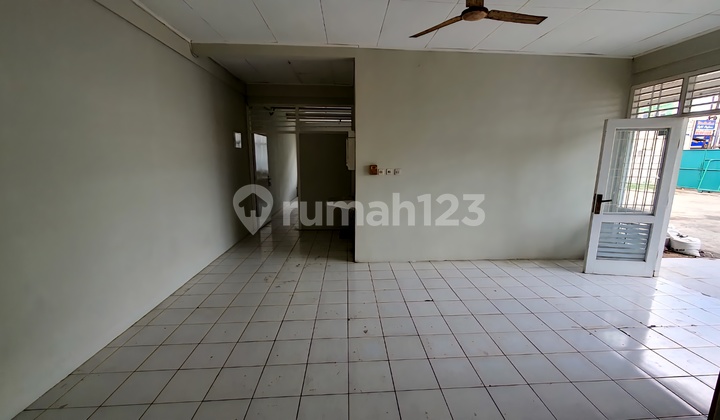 Industrial Warehouse Outside the Area Near Narogong Bekasi.