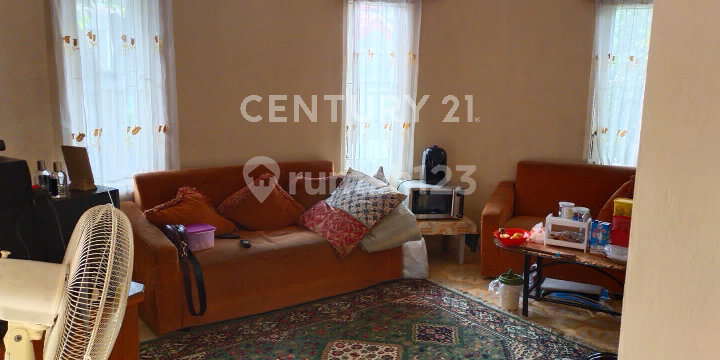 Rumah Asri Dan Nyaman Di Lembah Hijau Full Furnished 