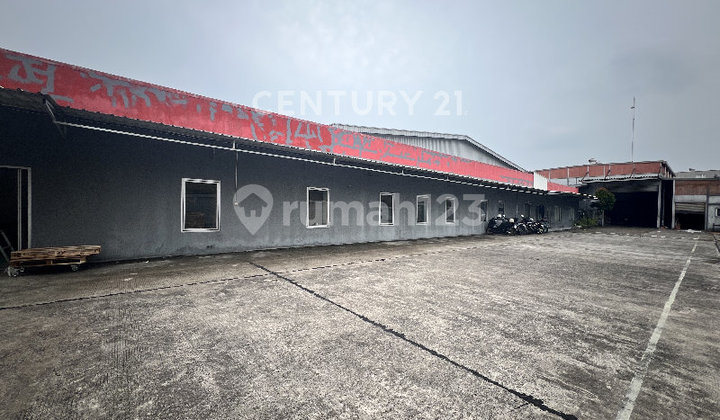 Factory / Warehouse For Sale Quick Negotiation Until Done In Ds 3 Cikarang Factory / Warehouse For Sale Quick Negotiation Until Done In Ds 3 Cikarang