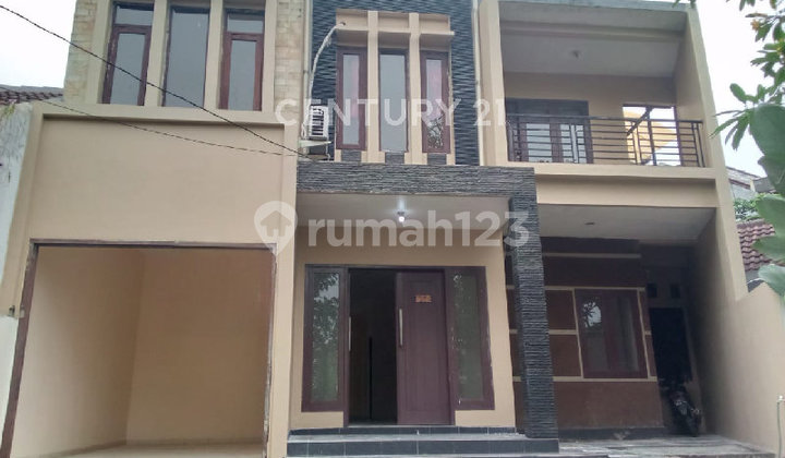 Rumah Bagus Dan Nyaman 2 Lantai Di Lembah Hijau Lippo Cikarang Rumah Bagus Dan Nyaman 2 Lantai Di Lembah Hijau Lippo Cikarang