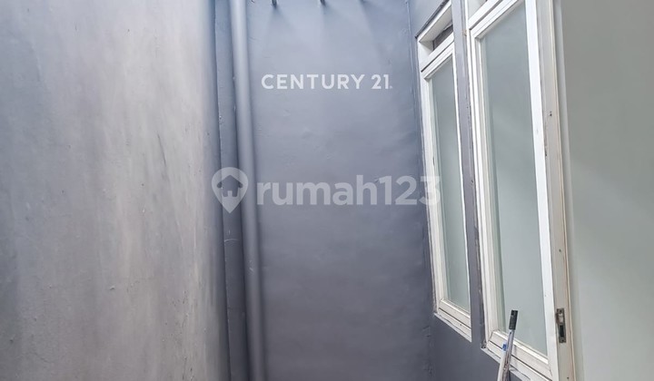 House Already Renovated Ready to Live in at Bukit Anyelir Citra Indah Bogor