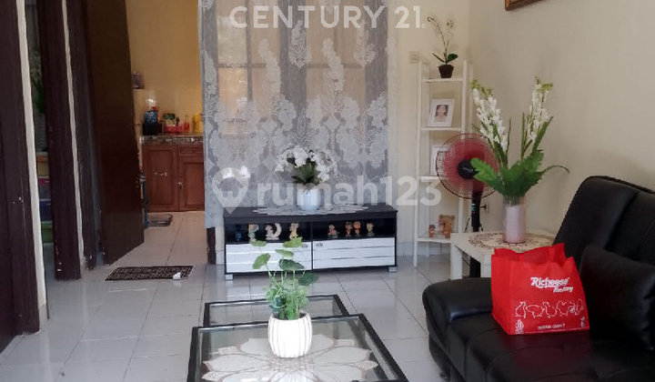 Ready-to-Live Beautiful House in Lippo Cikarang Taman Lembah Hijau