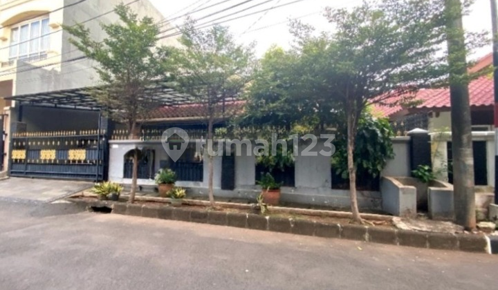 Dijual Rumah Sunter, Bagus dan Rapih, Luas 304 Meter
