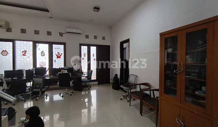 For Rent House in Sunter, Area 200M