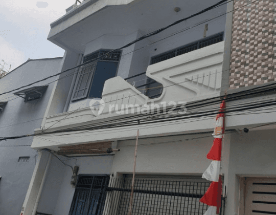 Di Jual Rumah Pademangan, Luas 5 X 9m, 3 Lantai 1