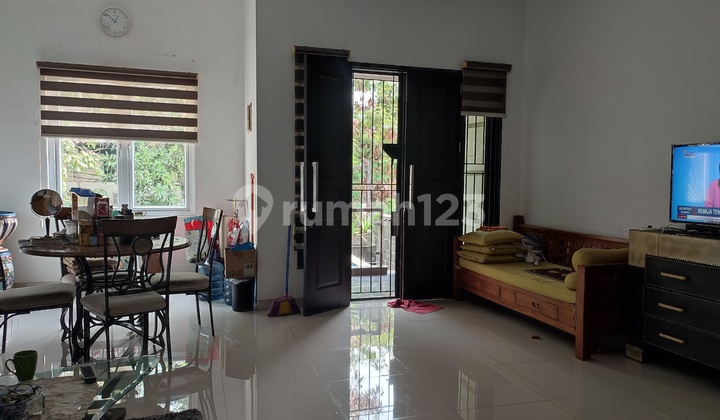 For Sale House in Sunter, Area 6 X 15.5M, 3.5 Floors For Sale House in Sunter, Area 6 X 15.5M, 3.5 Floors