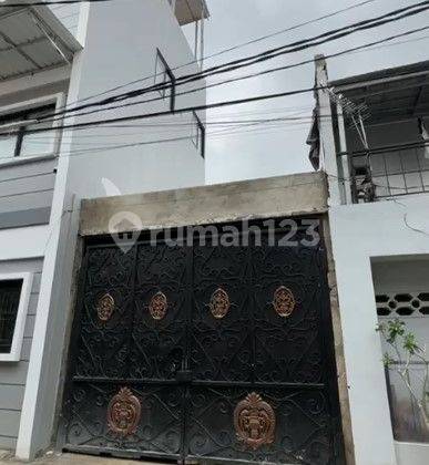 Dijual Rumah Buat Kost Kostan Mangga Besar Lokasi Ramai 1