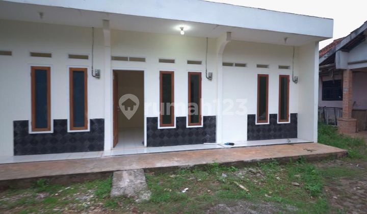 Dijual Tanah & Bangunan, Natural Flavour, Tangerang Selatan. Hitung Tanah Saja