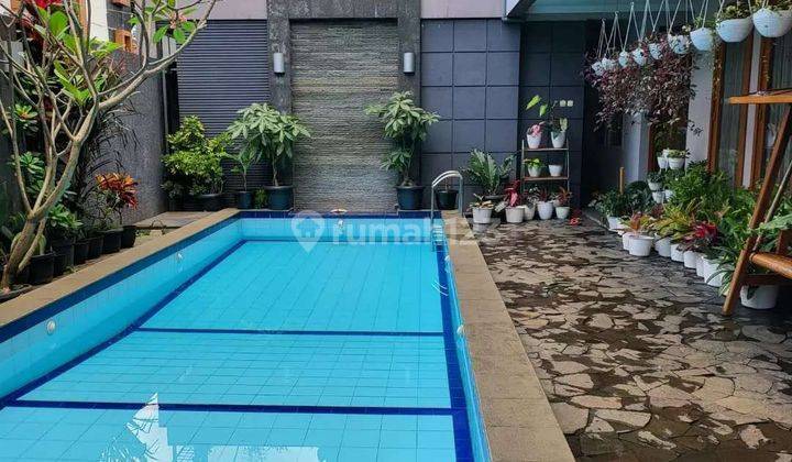 Dijual Rumah Mewah Lokasi Strategis di Komp.sukaluyu Bandung 2