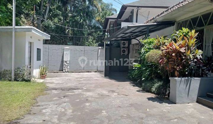 Dijual Cepat Lokasi Bagus Untuk Usaha tinggal di Jl.eyckman Cipaganti Bandung 2