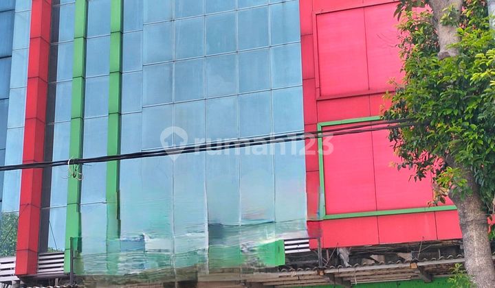 Ruko di Jl. Mampang Prapatan Raya 73, Duren Tiga, Pancoran, Kota Jakarta Selatan, DKI Jakarta, Indonesia, 12760, Mampang Prapatan 286.0 m² Unfurnished HGB