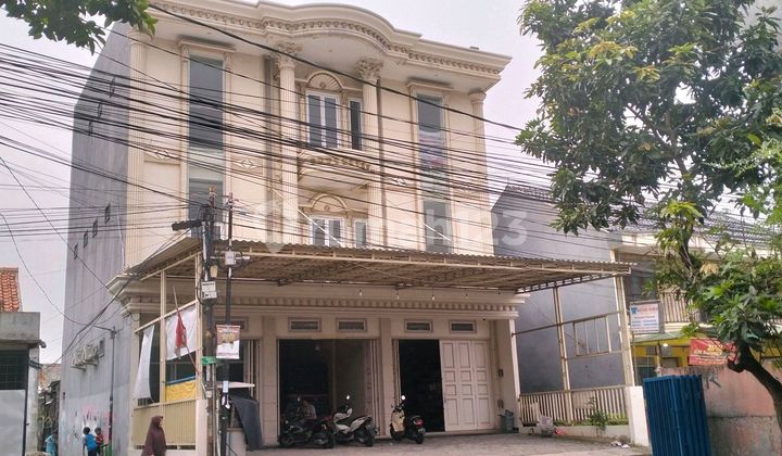 Ruko di Indomaret KH Wahid Hasyim 2, Jl. Kh. Wahid Hasyim, Kreo Selatan, Larangan, Kota Tangerang, Banten, Indonesia, 15156, Kreo Unfurnished SHM 227.0 m²