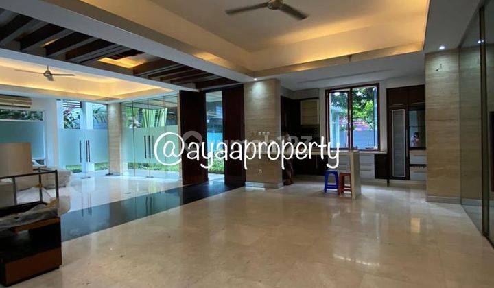 Luxury Modern House In Scbd Area