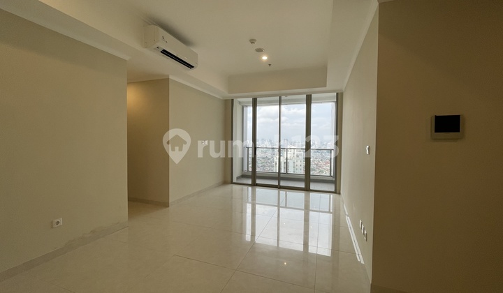 Private Lift 3 Kamar Tidur Taman Anggrek Residence Unit Brand New