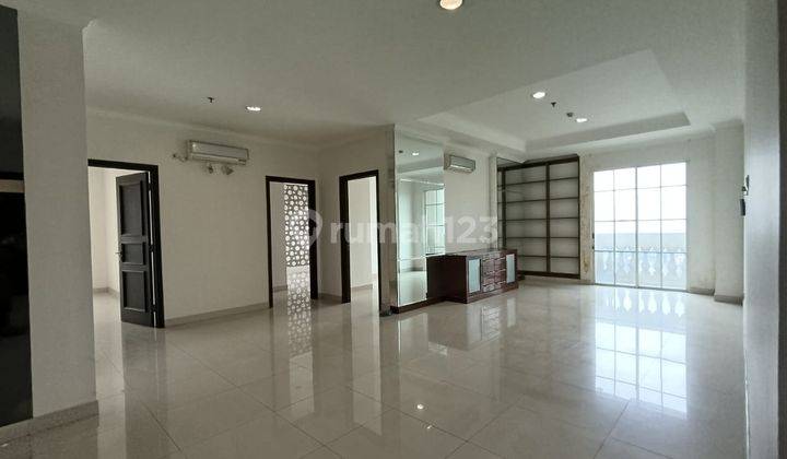 Apartemen Belleza 3 Kamar Tidur Semi Furnished Bagus 1