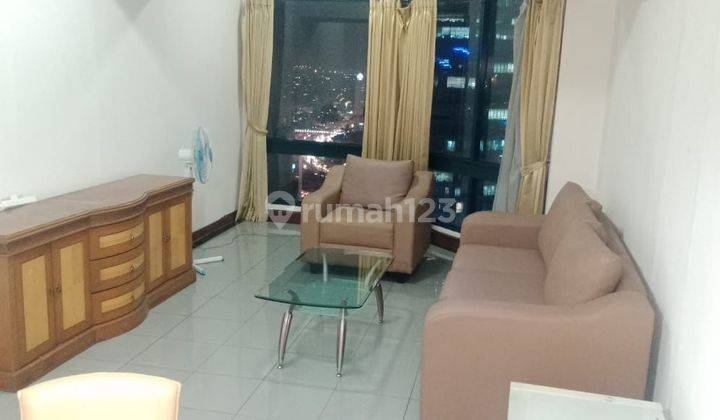 Sewa Bulanan Apartemen Taman Anggrek 2 Kamar Tidur Furnished 1