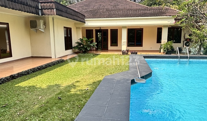 For Rent Balinese Style House At Kemang