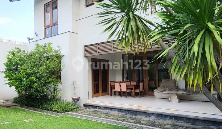 Jual Murah Rumah Terawat Area Kemang Jakarta Selatan Jual Murah Rumah Terawat Area Kemang Jakarta Selatan