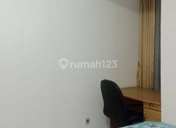 Sewa Bulanan Apartemen Taman Anggrek 2 Kamar Tidur Furnished 2