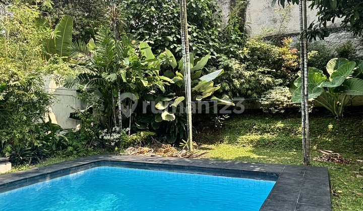 For Rent Balinese Style House in Kemang 2