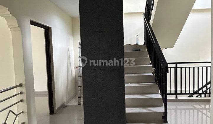 Dijual Rumah 3 Lantai Siap Huni Di BSD City 2