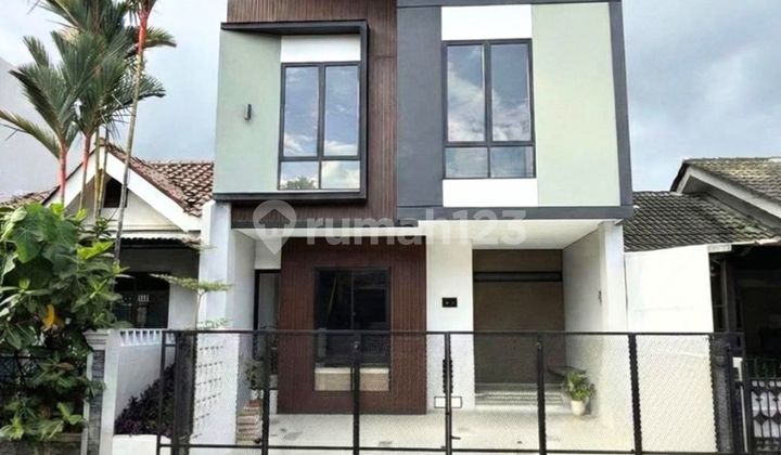 Contemporary House in Nusa Loka BSD 'Hrb193' Contemporary House in Nusa Loka BSD 'Hrb193'