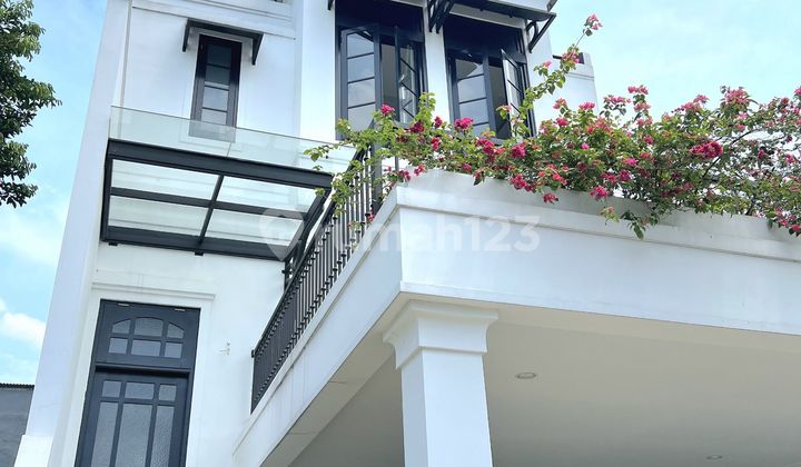 Rumah Cantik di Jagakarsa Dekat ke Tol Simatupang 2