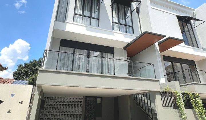 Rumah Cantik Modern di Kemang Jakarta Selatan 2