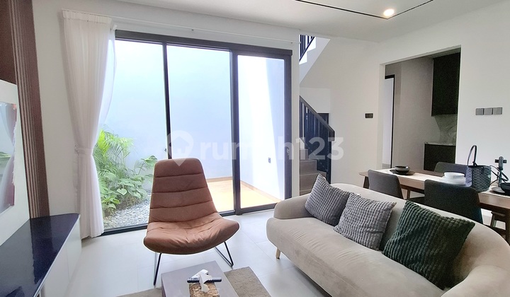 Beautiful 3-Story House With Rooftop In Pondok Cabe 2