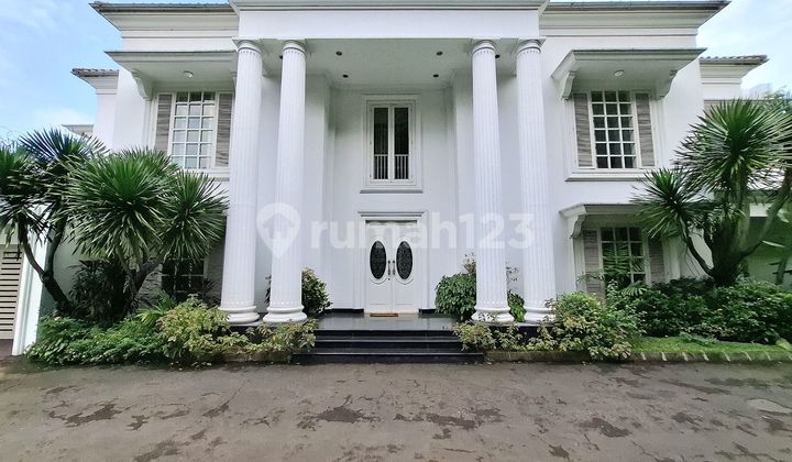 Luxury House in Elite Area Near SCBD Sudirman Jakarta