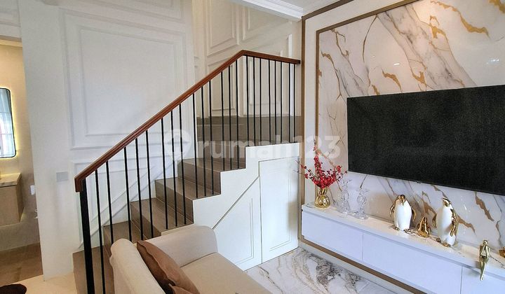 Rumah Model European Classic Pondok Ranji Bintaro 2