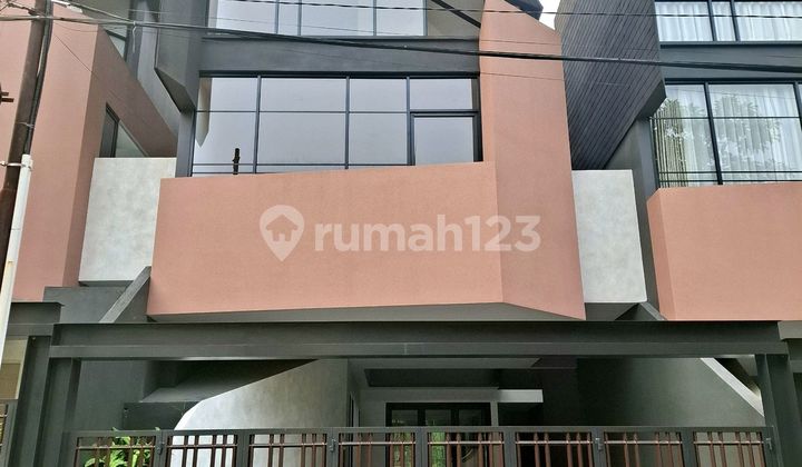 Rumah Siap Humi Brand New di Cipete Jakarta Selatan