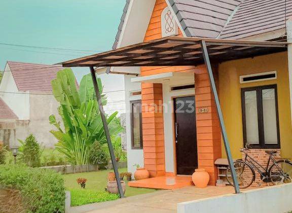 Rumah Model Ikonik Dekat Stasiun Bojong Gede 2