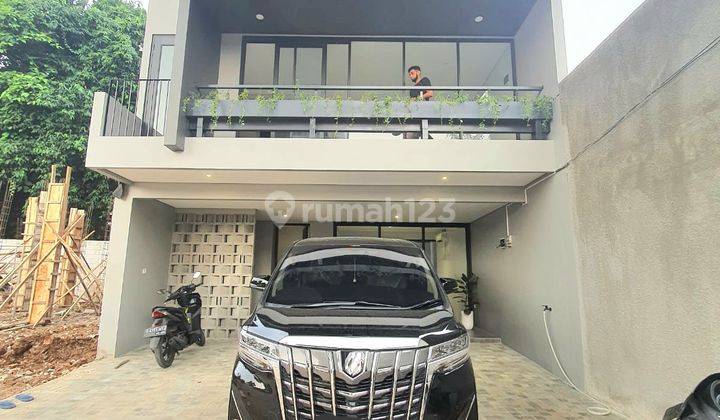 Rumah Modern Strategis Di Kemang Jakarta Selatan 2