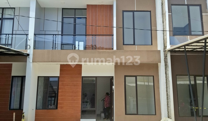 Rumah Lega Dan Lapang Dengan Tanah Luas Di Pamulang Tangsel