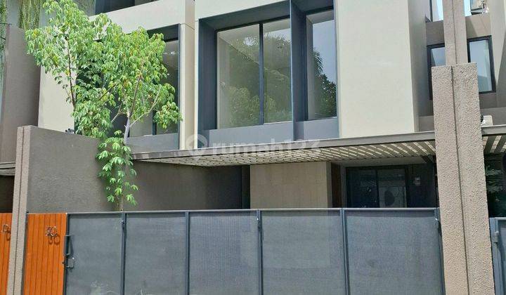 Rumah Baru Siap Pakai Di Kemang Jakarta Selatan 2